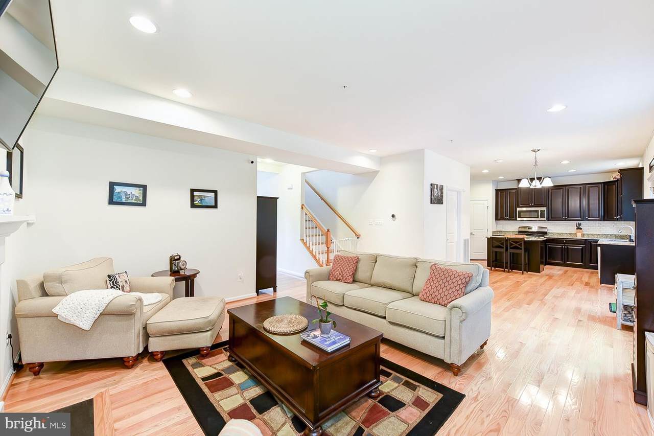 1010 Cook Drive - Photo 1