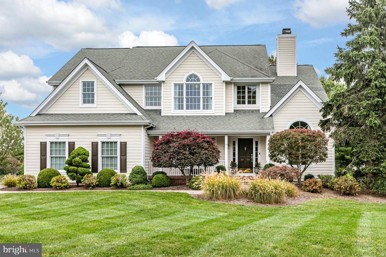 1 Peachtree Court - Photo 1