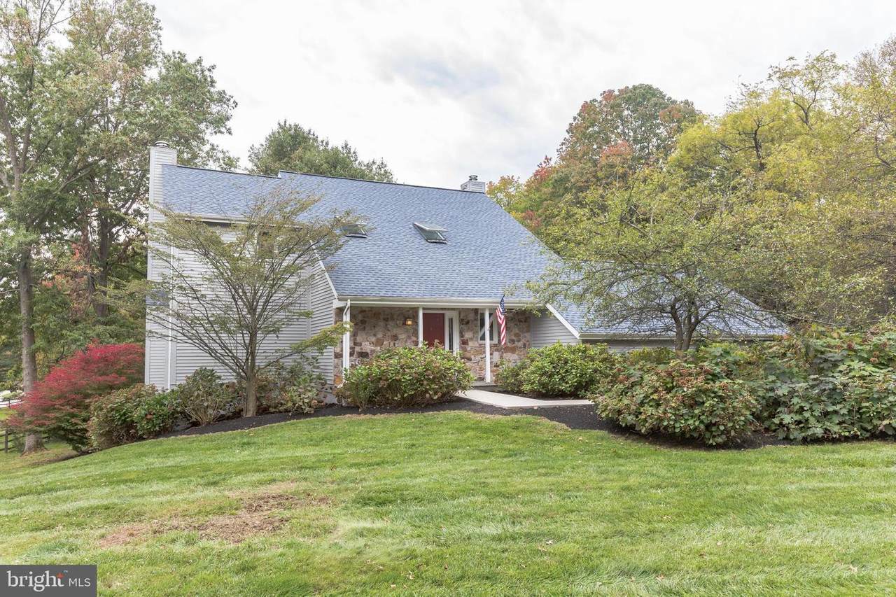 65 Roberts Road - Photo 1