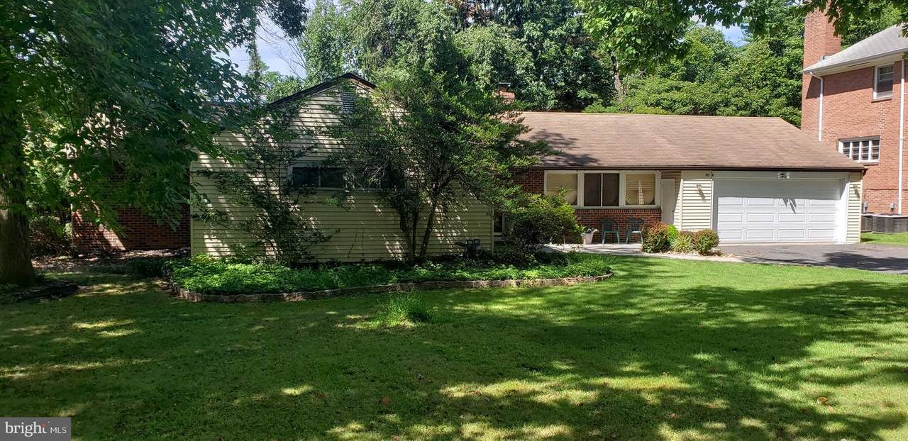 121 Cornwall Avenue - Photo 1