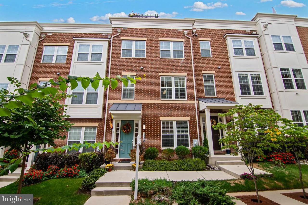 1222 Berry Street - Photo 1