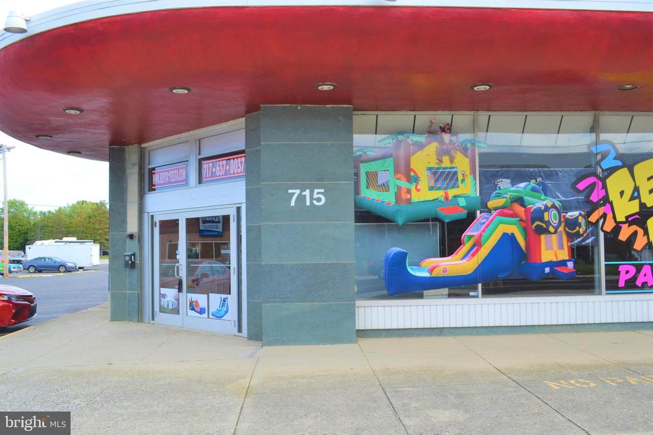 715 Carlisle Street - Photo 1