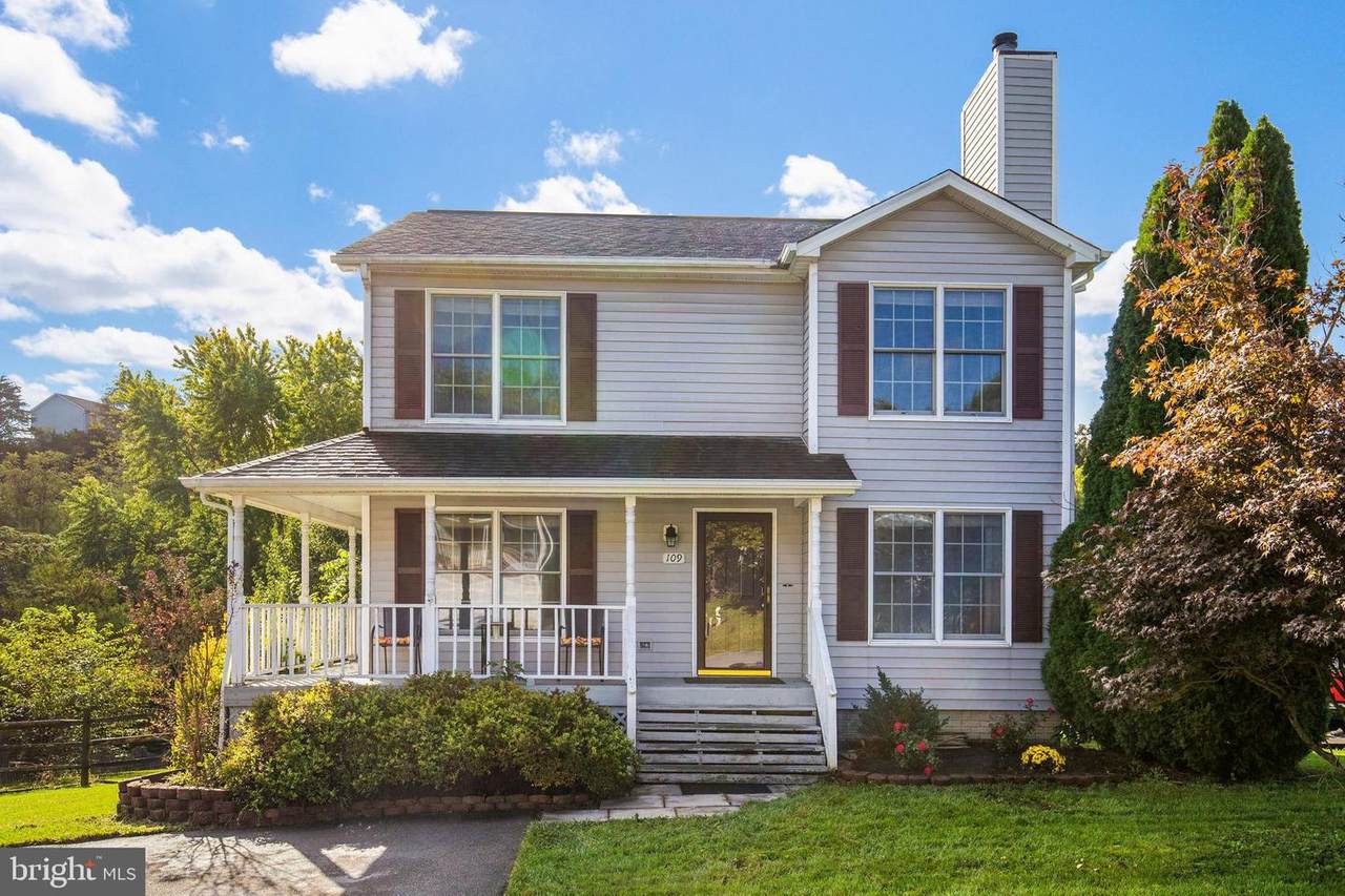 109 Woodys Place - Photo 1