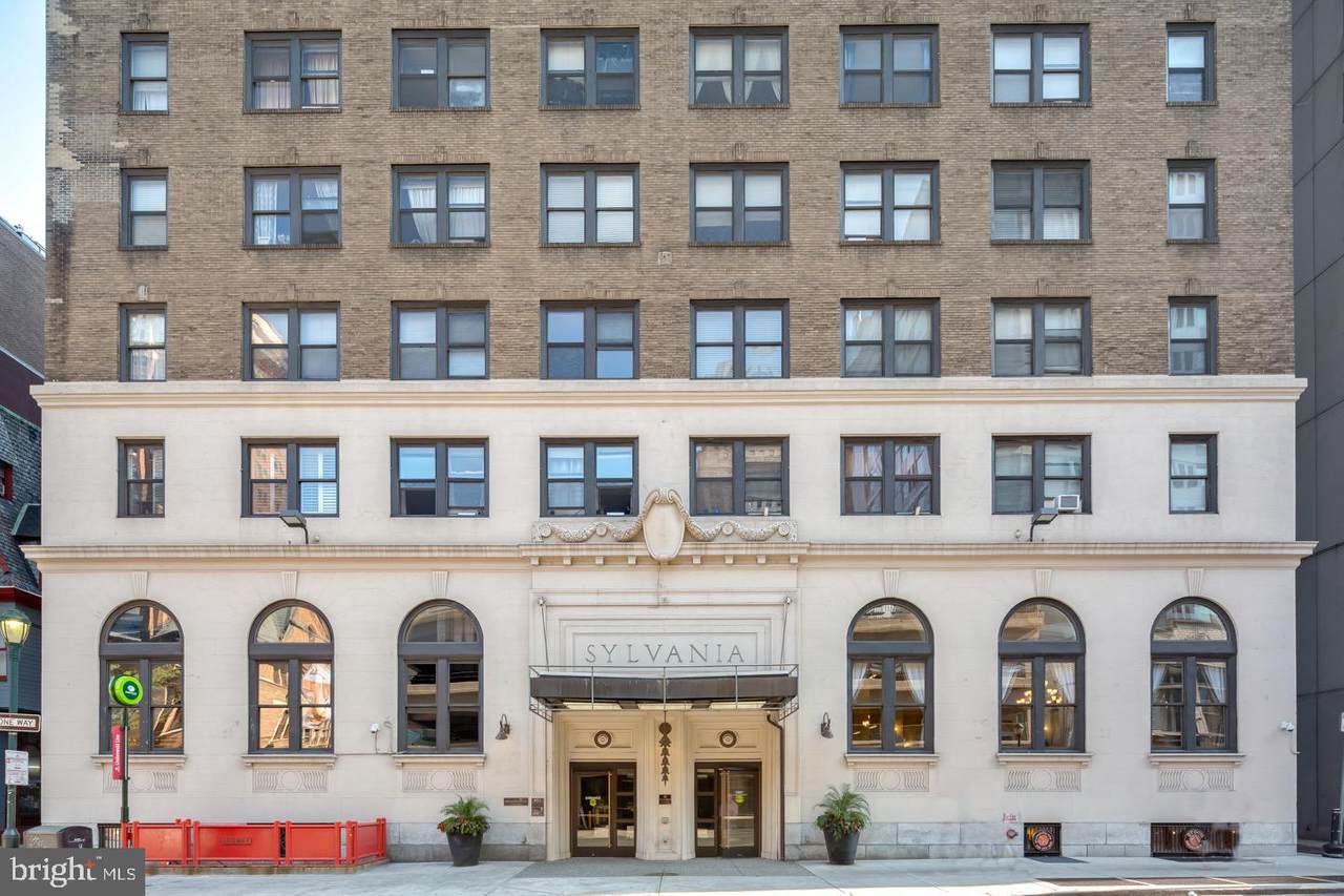 1324 Locust Street - Photo 1