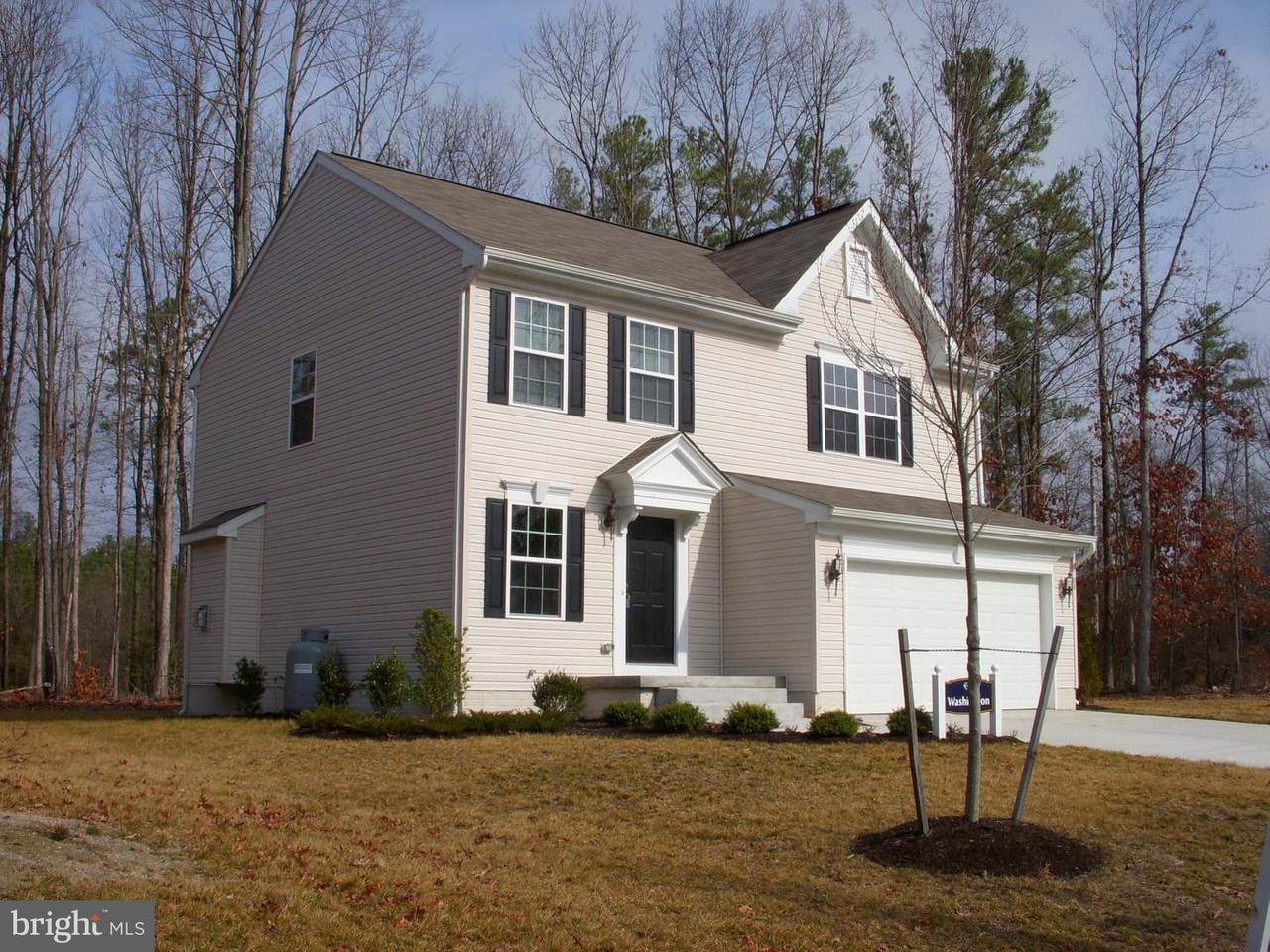 4904 Shannon Drive - Photo 1