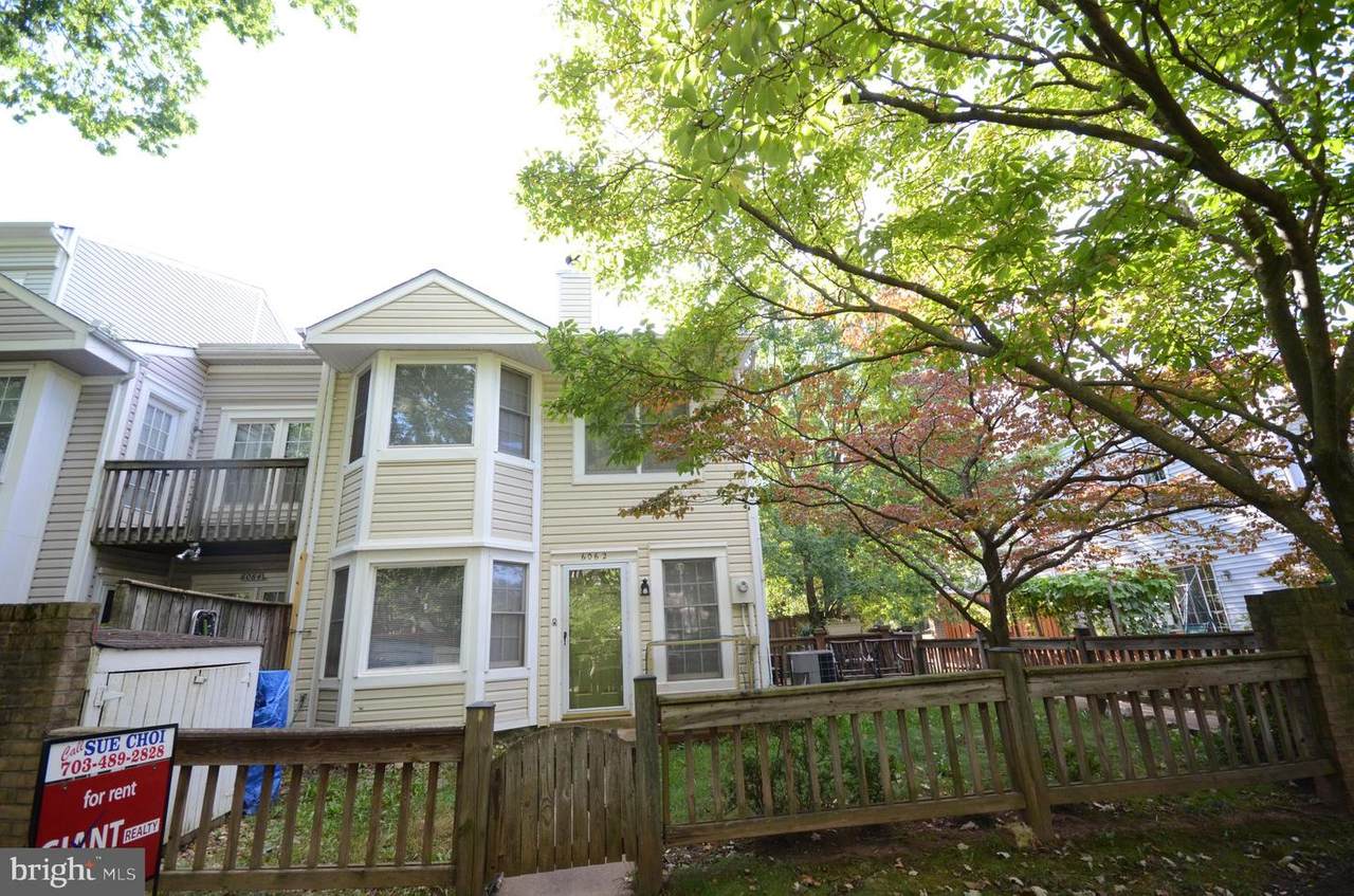 6062 Meadow Crest Court - Photo 1