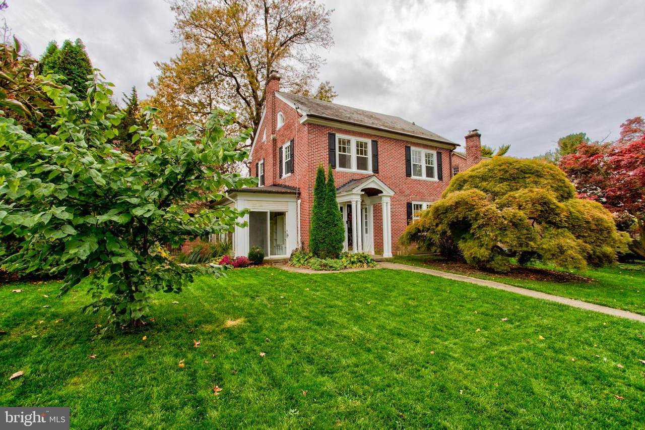 1040 Maple Avenue - Photo 1