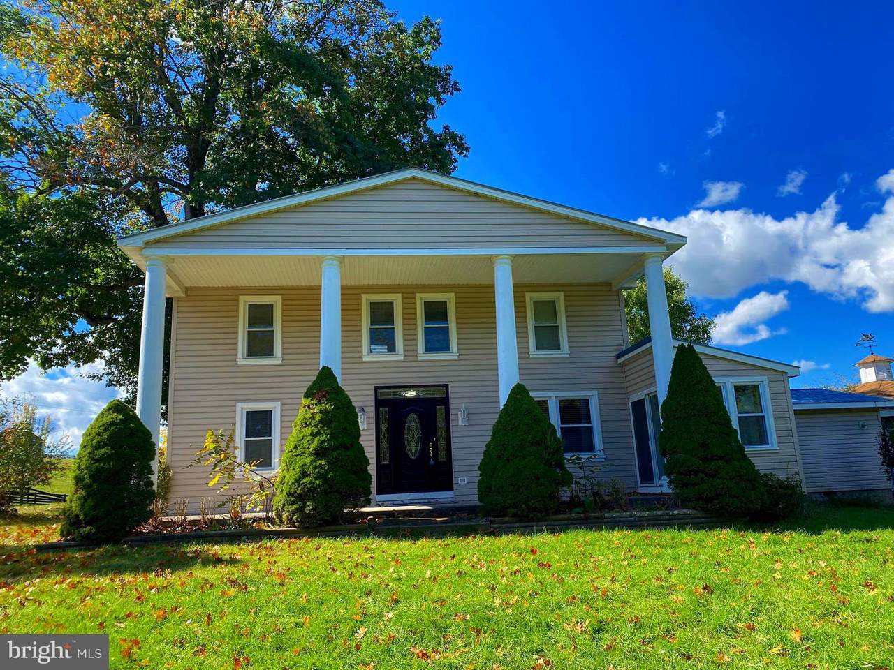 1264 Tearcoat Road - Photo 1