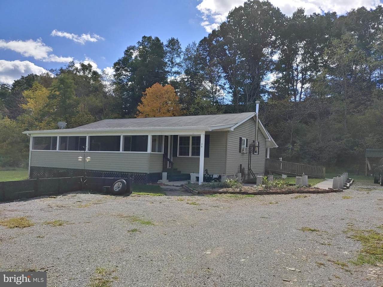 39 Barefoot Lane - Photo 1