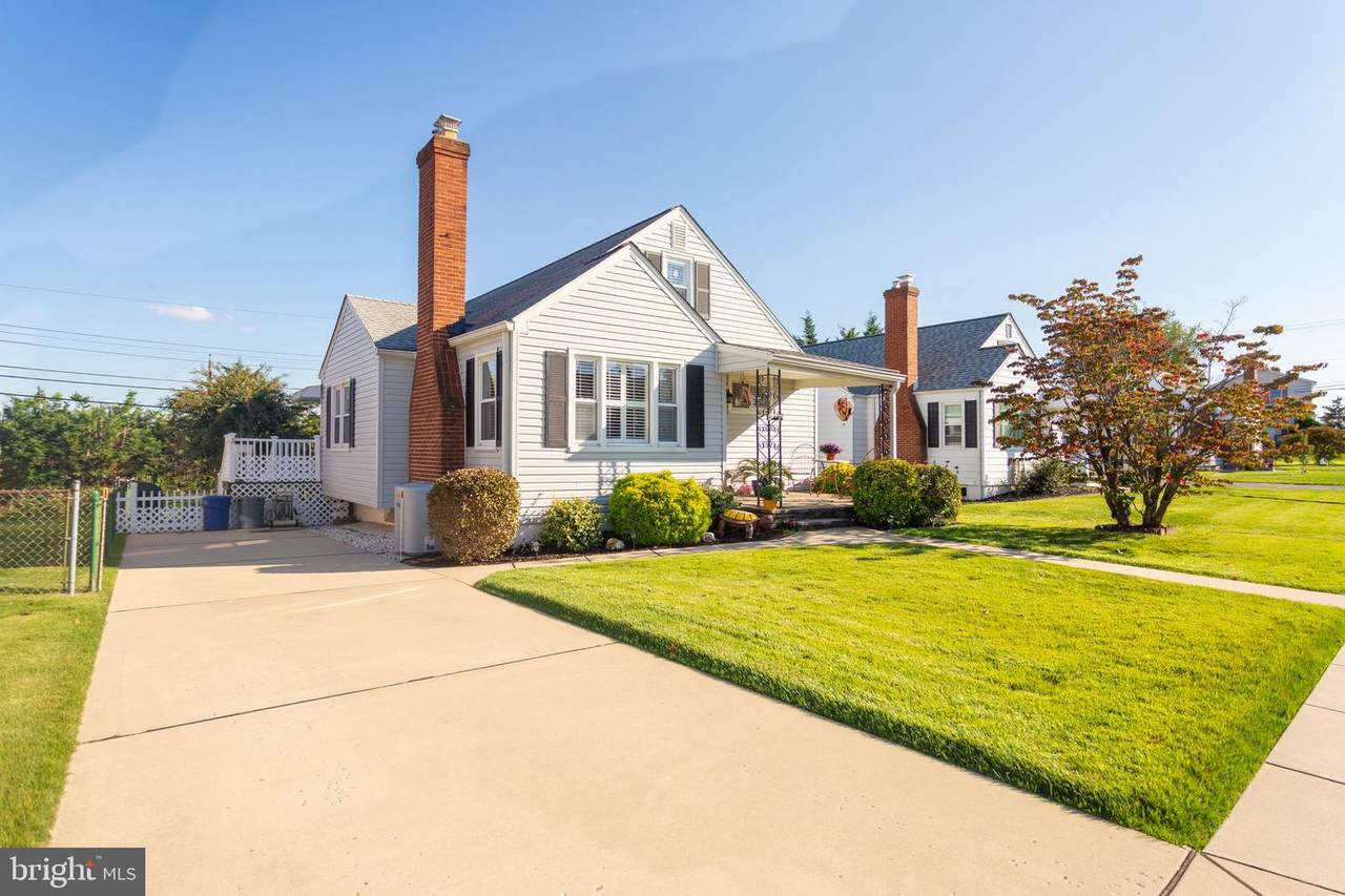 8805 Wilson Avenue - Photo 1