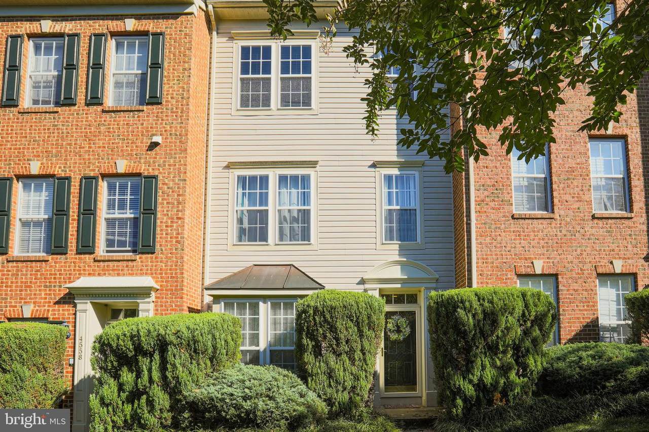 4556 Hidden Stream Court - Photo 1