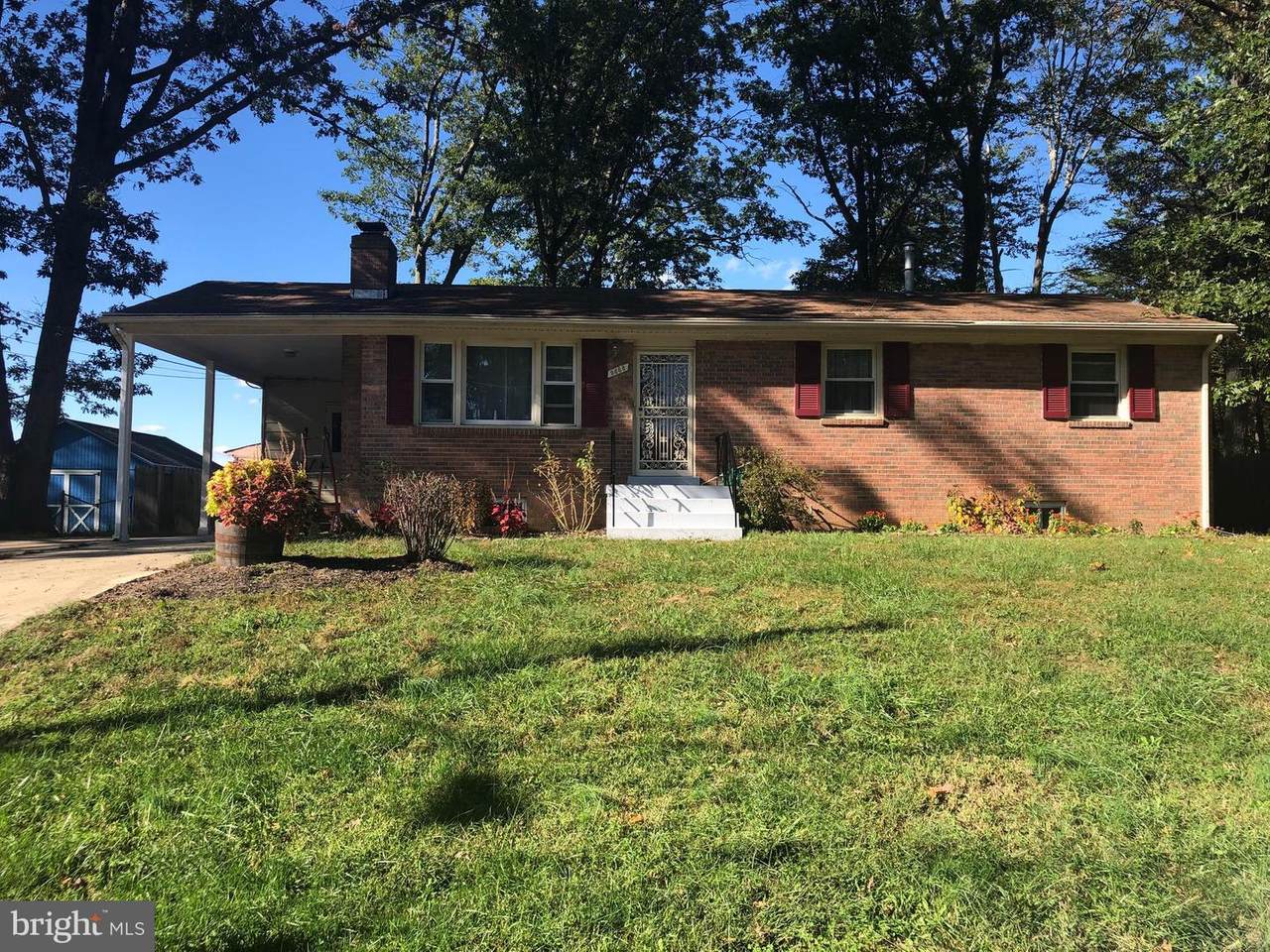 9668 Gwynndale Drive - Photo 1