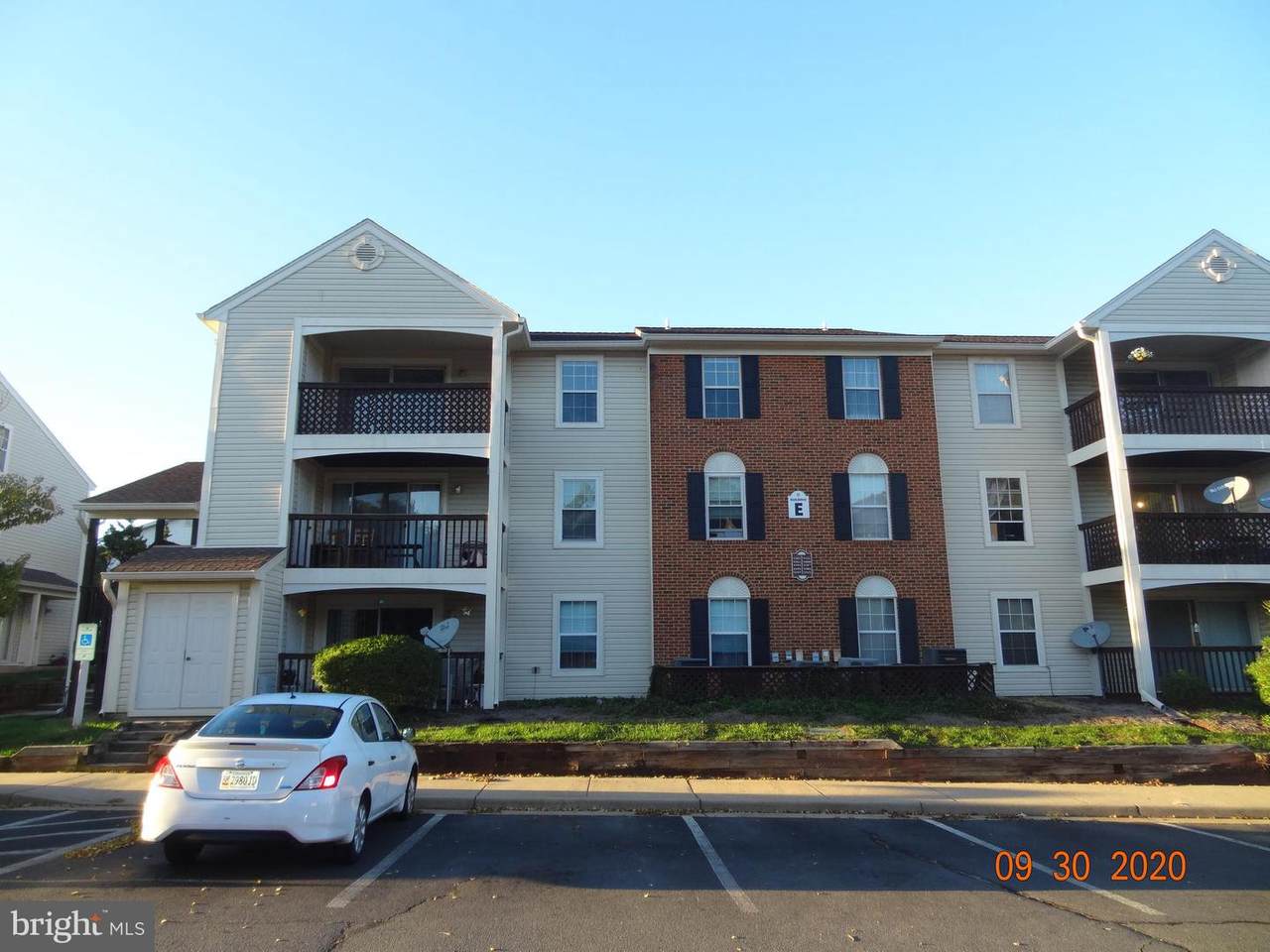 9393 Scarlet Oak Drive - Photo 1
