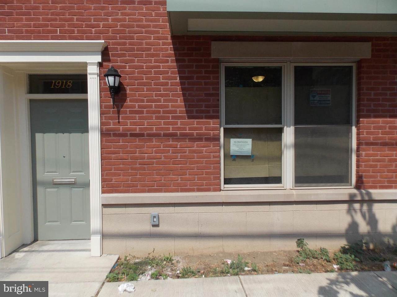 1918 31ST Street - Photo 1