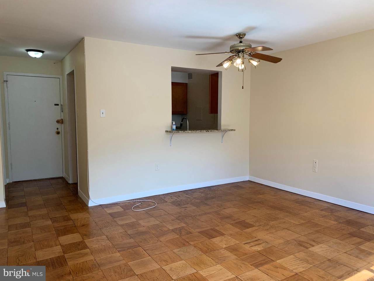 2501 Calvert Street - Photo 1