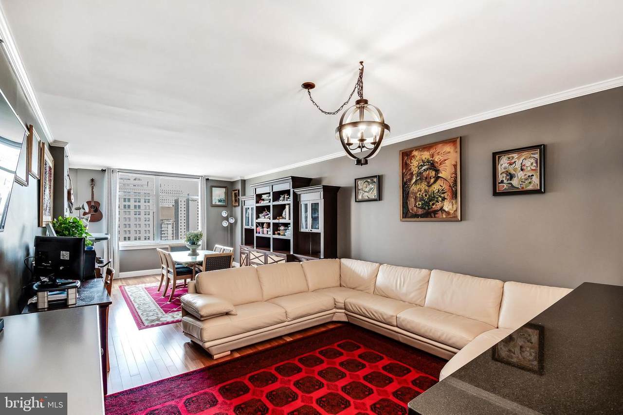 440 Broad Street - Photo 1