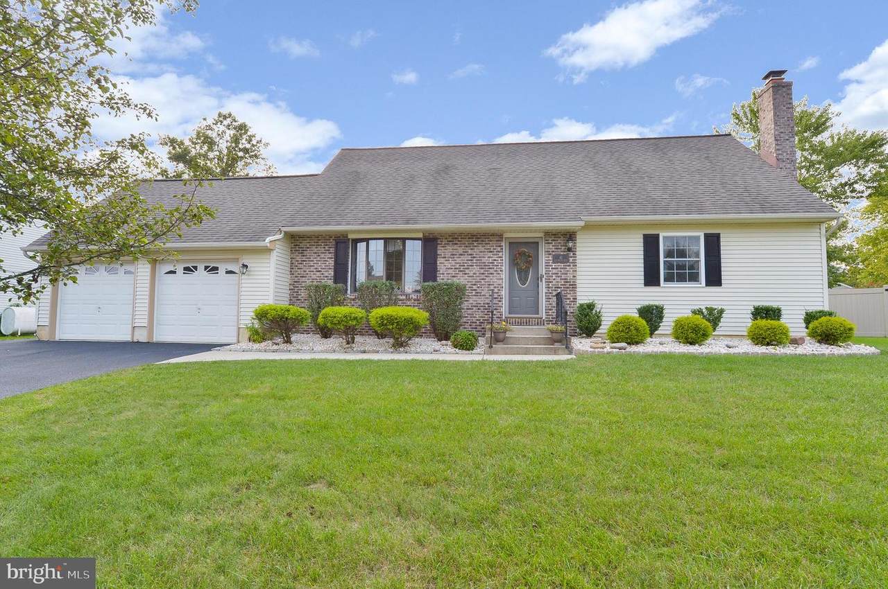 41 Greenbrook Drive - Photo 1