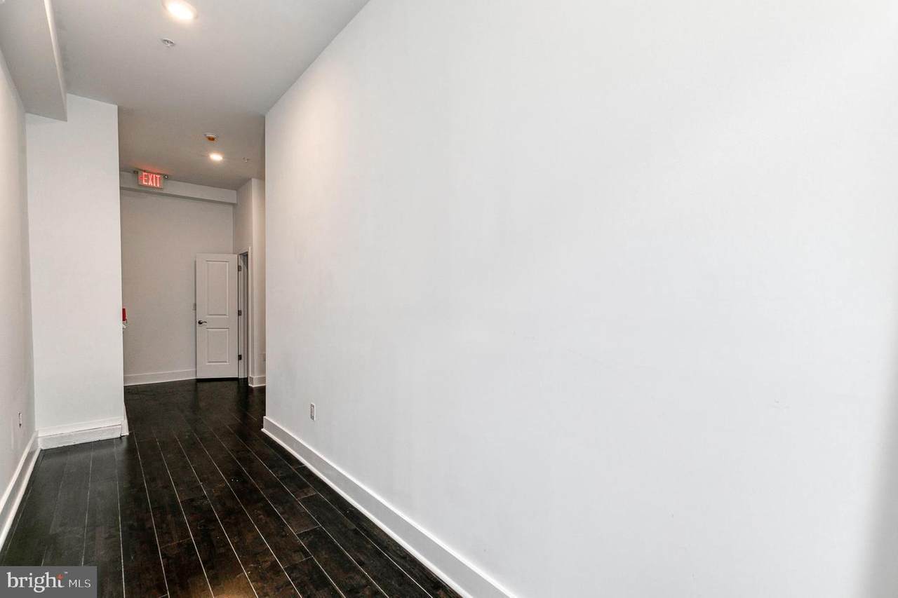 2105 8TH Street - Photo 1