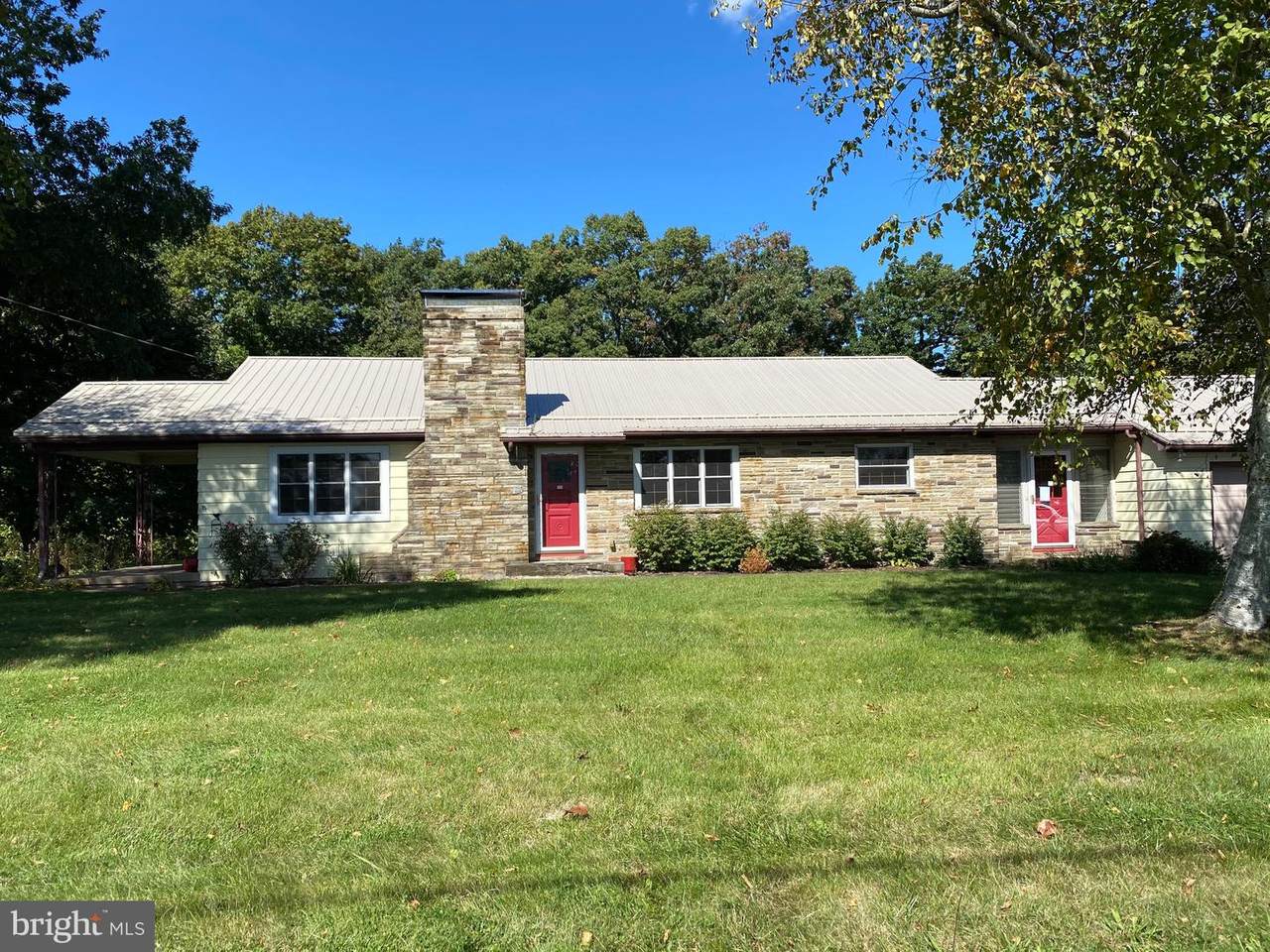 615 Clear Ridge Road - Photo 1