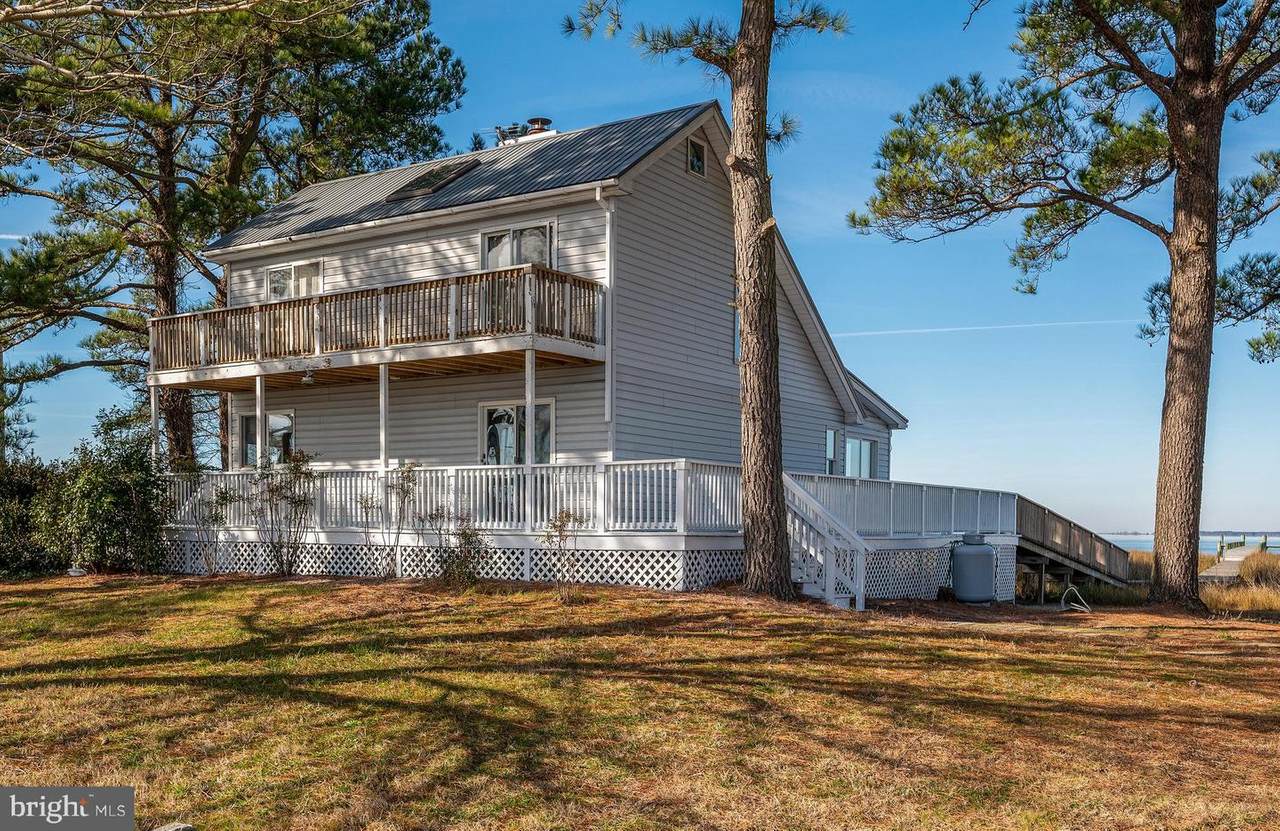 8078 Riverview Road - Photo 1