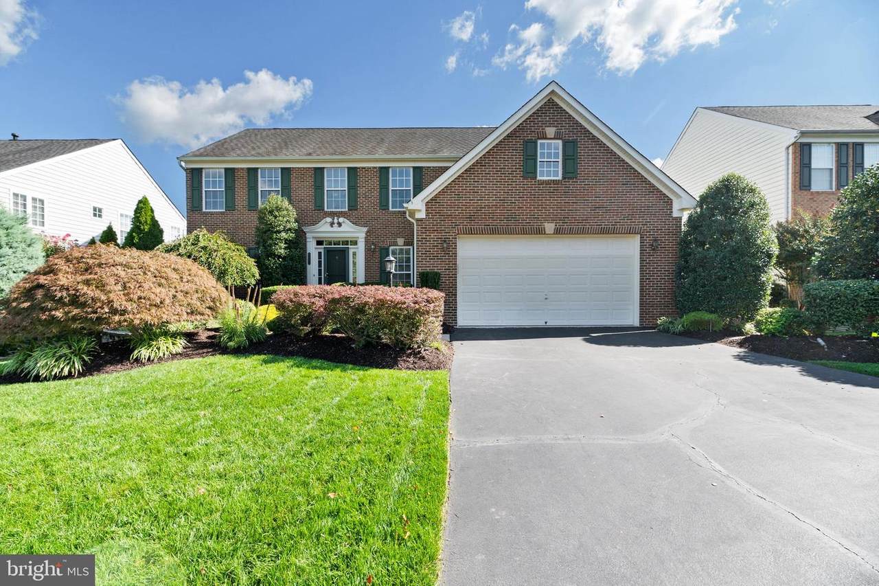 5661 Clouds Mill Drive - Photo 1