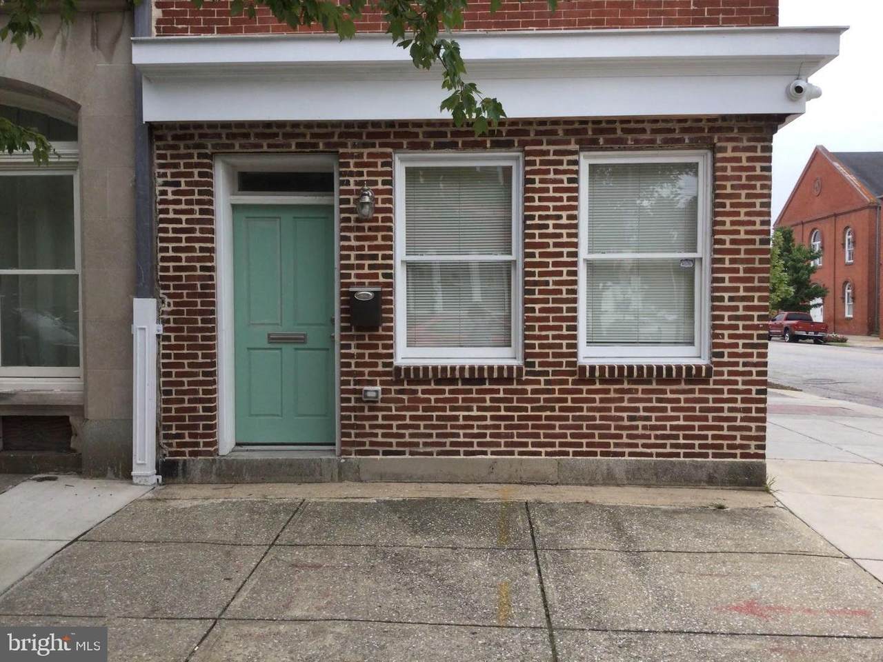 1501 Baltimore Street - Photo 1