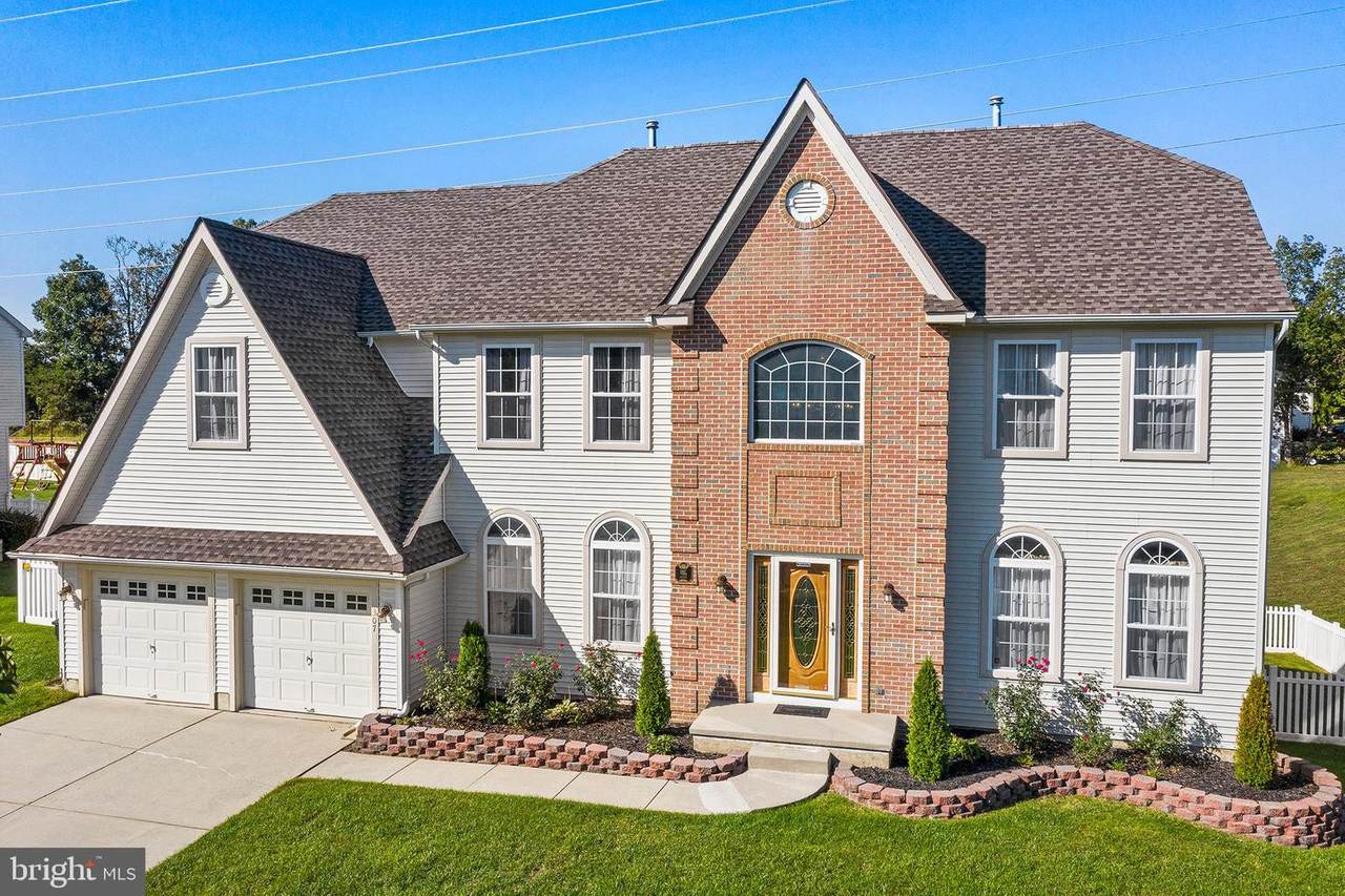 307 Stockton Boulevard - Photo 1