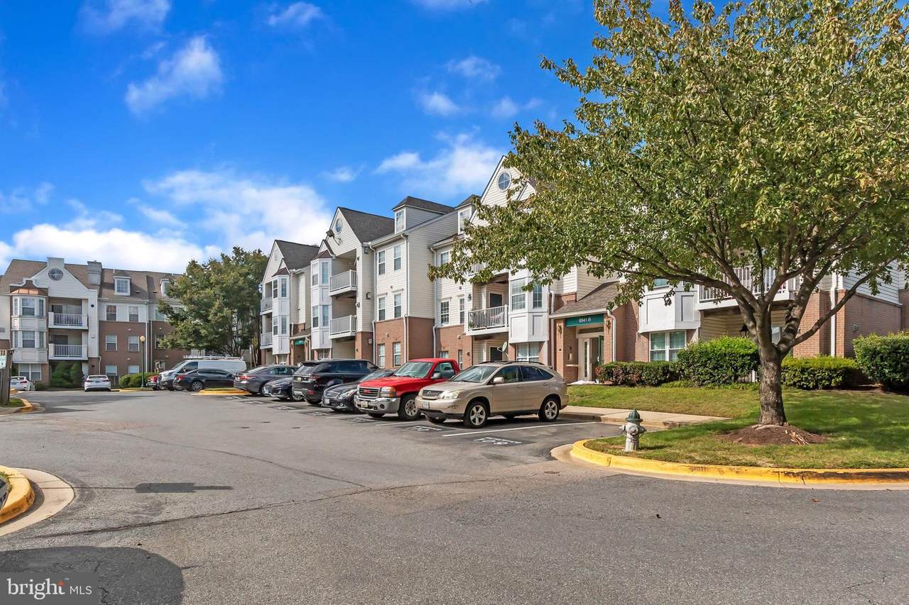 8941 Town Center Circle - Photo 1