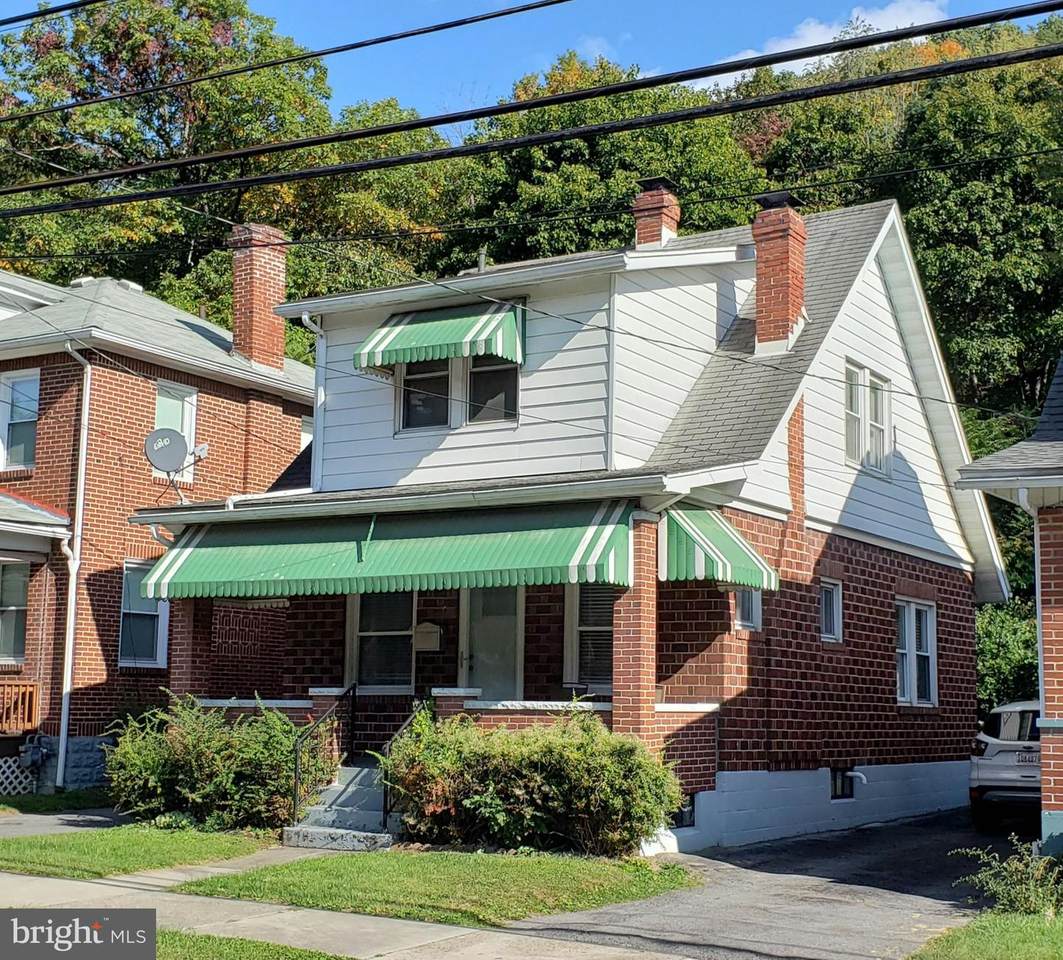621 Frederick Street - Photo 1