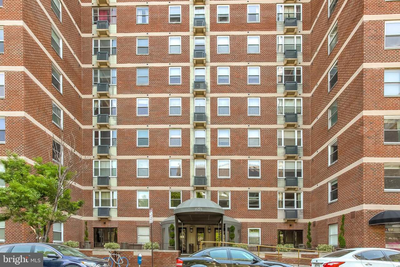 1101 Saint Paul Street - Photo 1