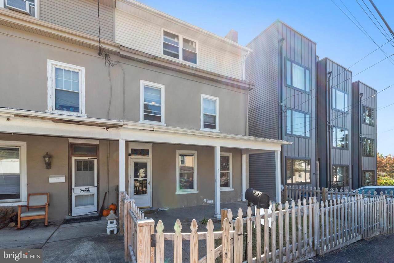 227 Lemonte Street - Photo 1