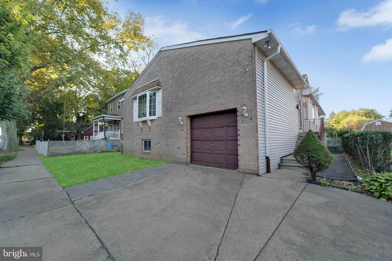 6430 Hasbrook Avenue - Photo 1