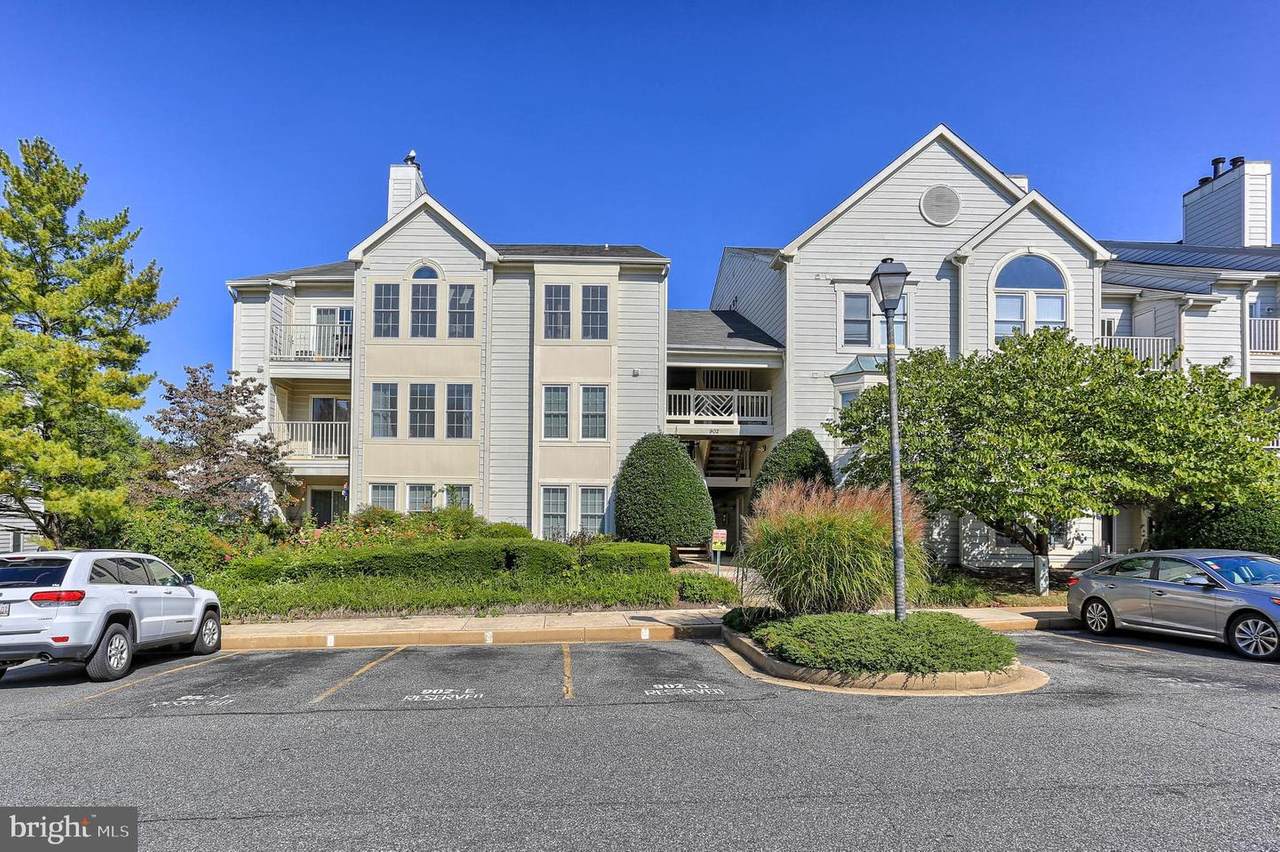 902 Martell Court - Photo 1