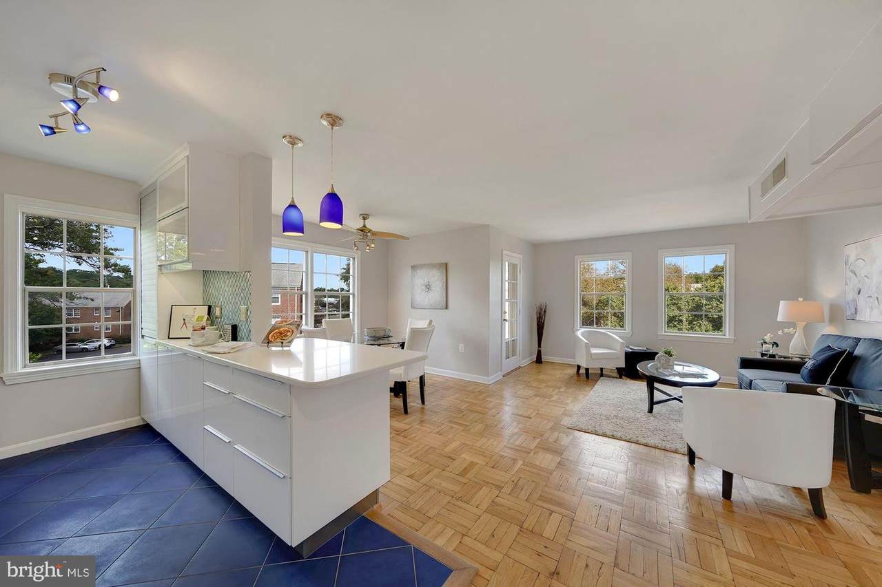 6722 Wakefield Drive - Photo 1