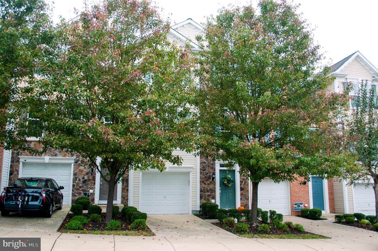 238 Hudson Drive - Photo 1
