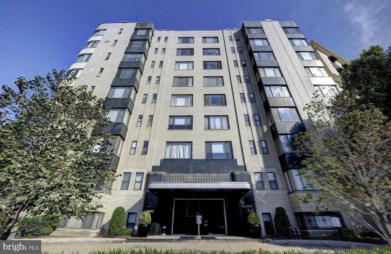 1 Scott Circle - Photo 1