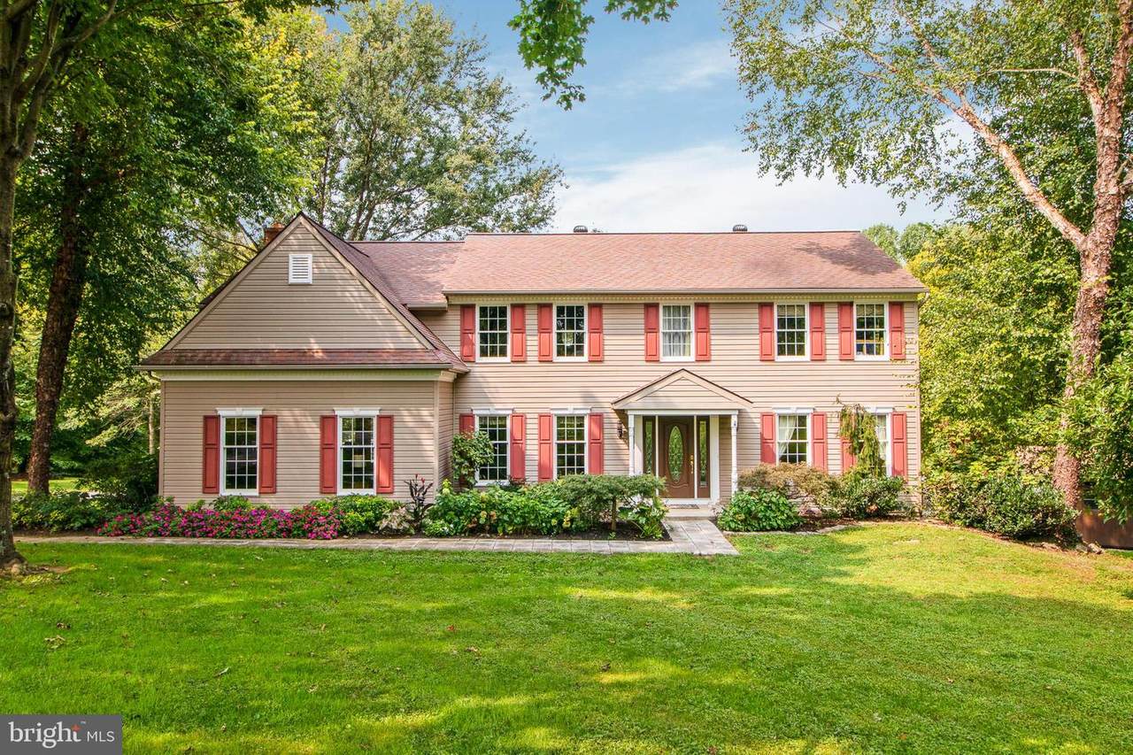 113 Valley Drive - Photo 1