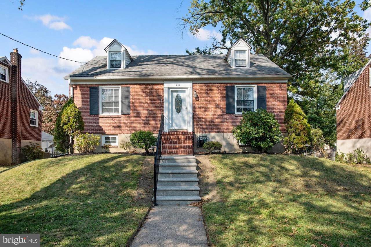911 Mansion Avenue - Photo 1