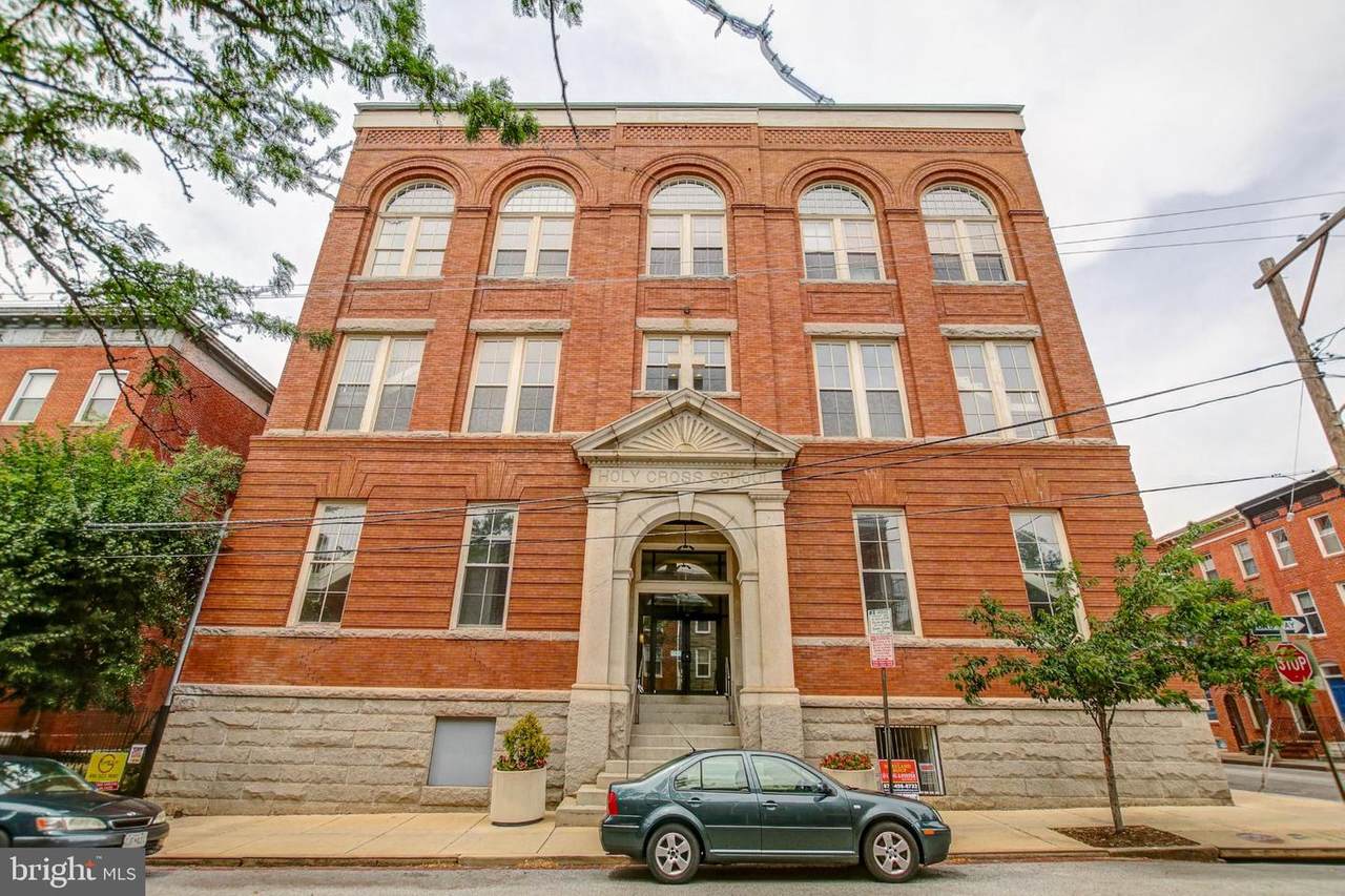 112 West Street - Photo 1