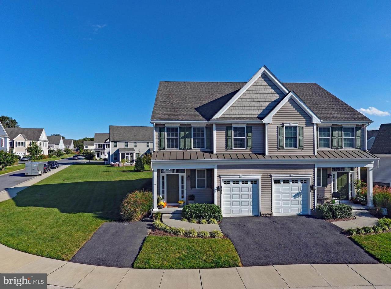 36429 Warwick Drive - Photo 1