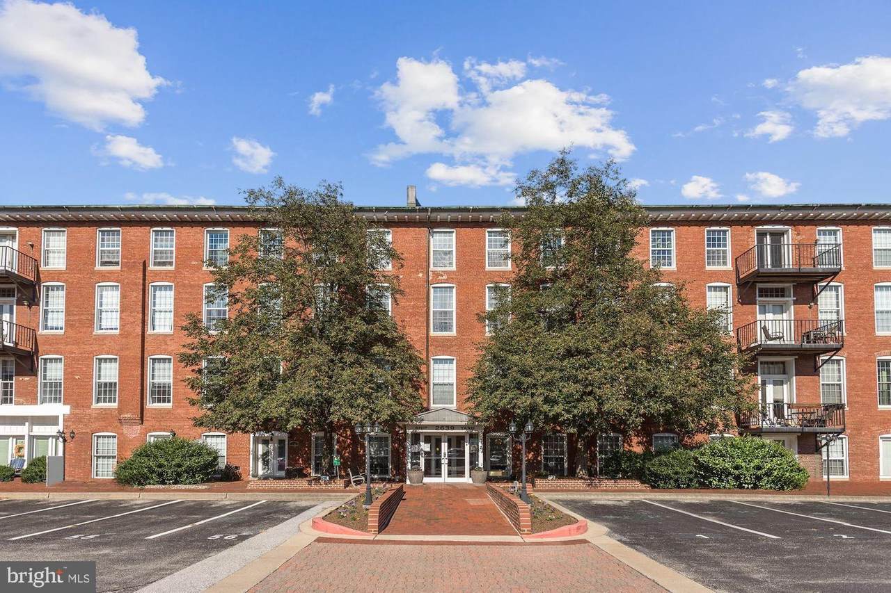 2639 Boston Street - Photo 1