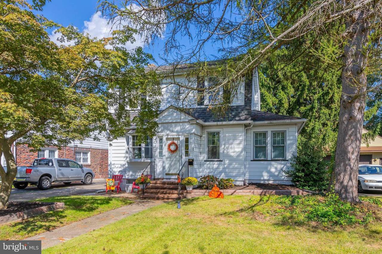 231 1ST Avenue - Photo 1
