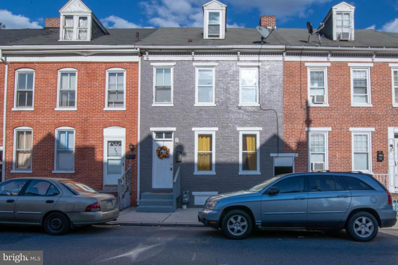 337 Penn Street - Photo 1