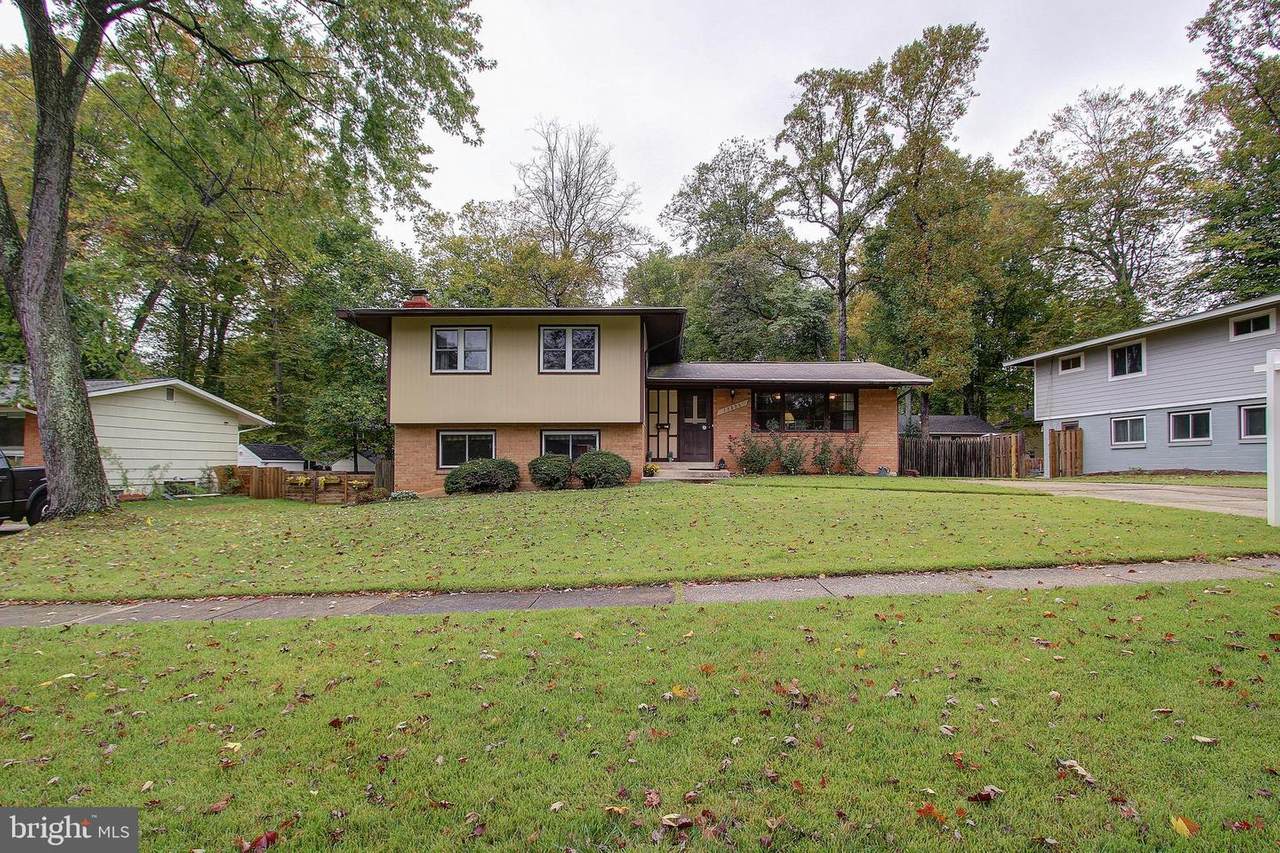 13806 Vista Drive - Photo 1