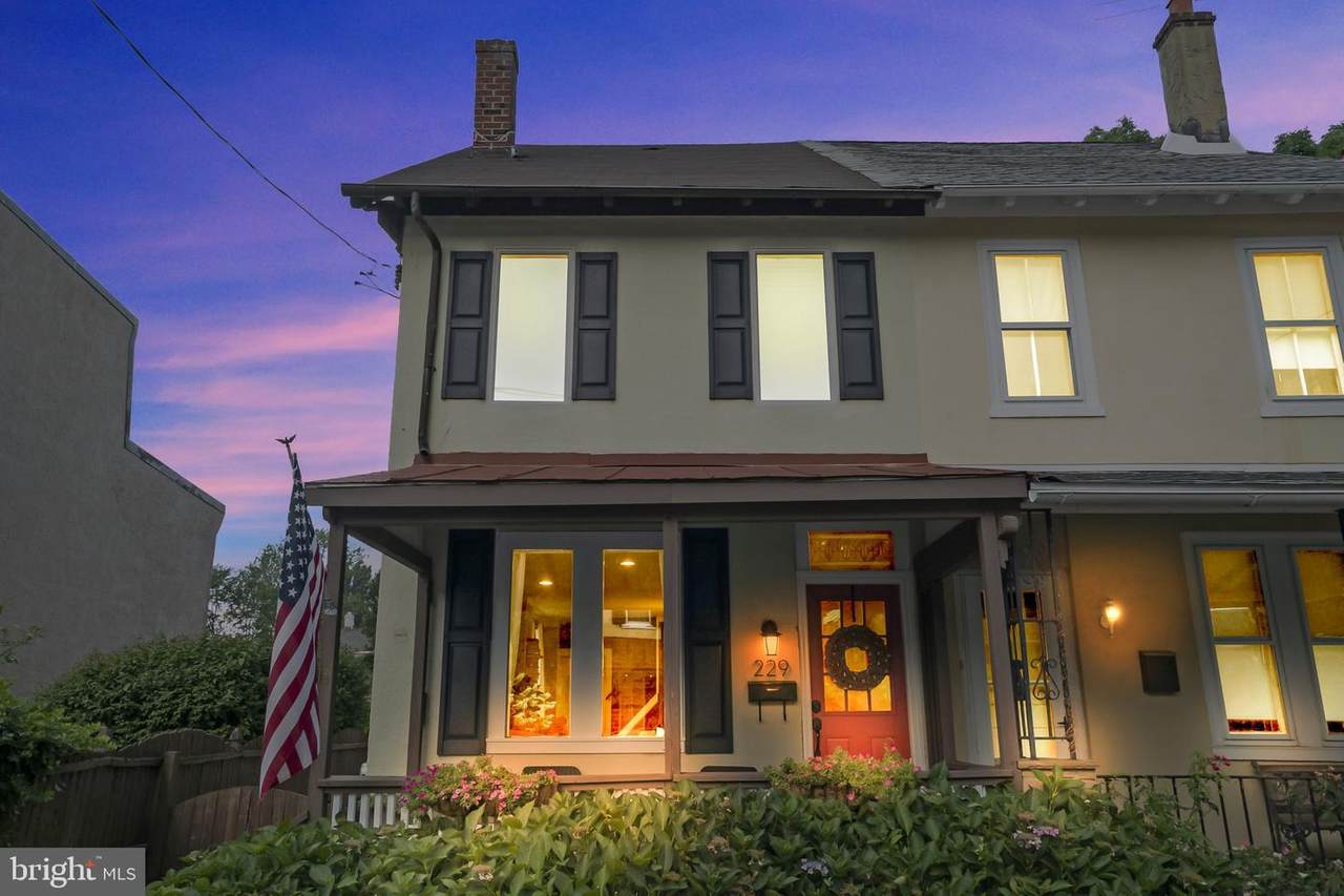 229 Benezet Street - Photo 1