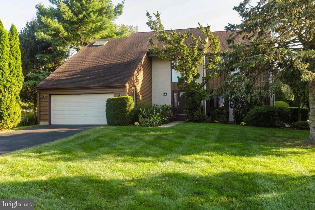 43 Harris Circle - Photo 1