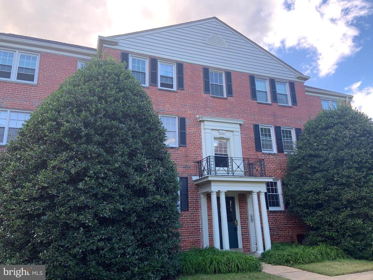 6514 Potomac Avenue - Photo 1