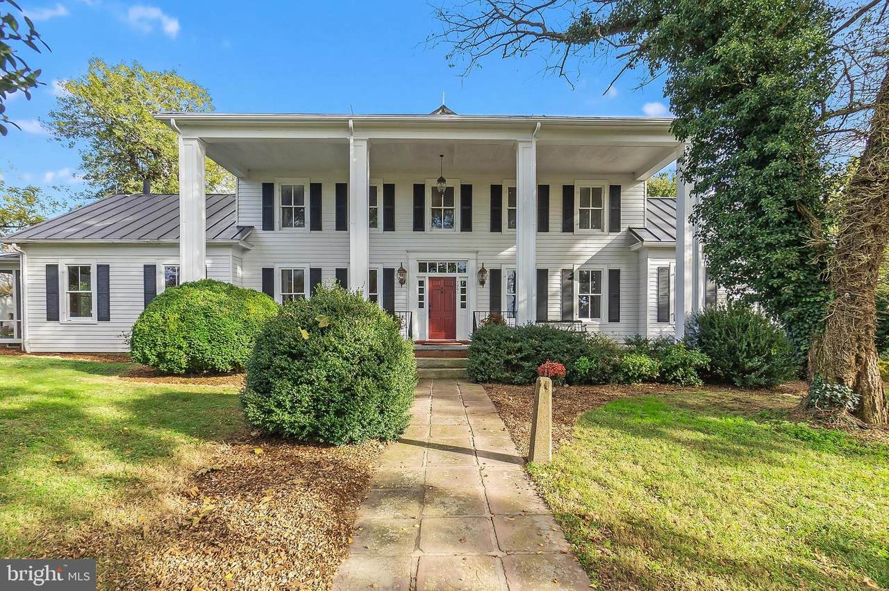7901 Melton Lane - Photo 1