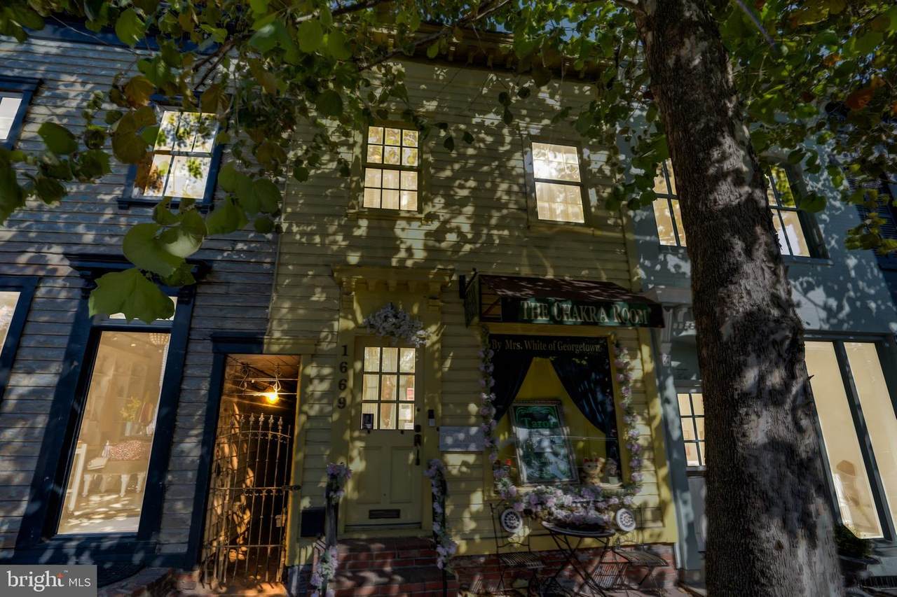1669 Wisconsin Avenue - Photo 1