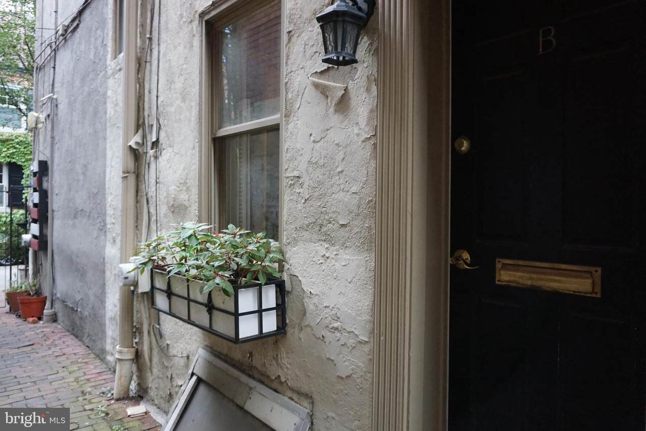 623 American Street - Photo 1